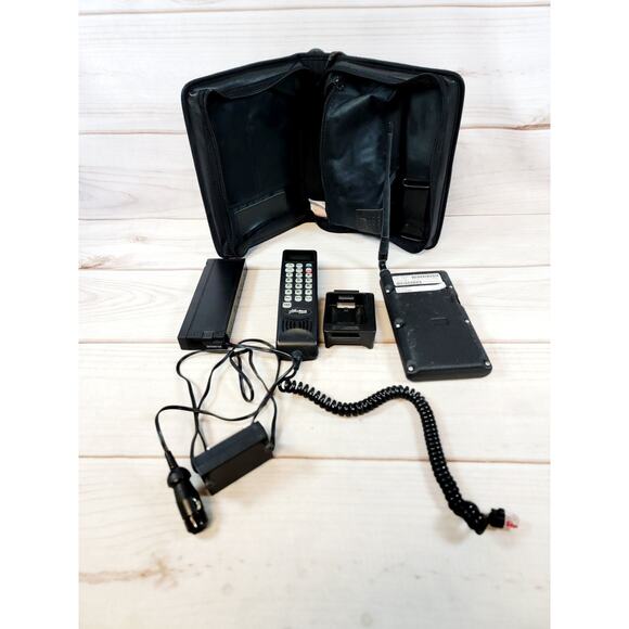 Vintage Motorola CellStar SCN2555A Cellular Phone Car With Case Untested READ - Picture 1 of 16